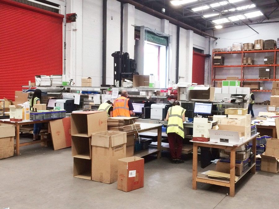 DK Fulfilment Lager Versand Warehouse UK 2