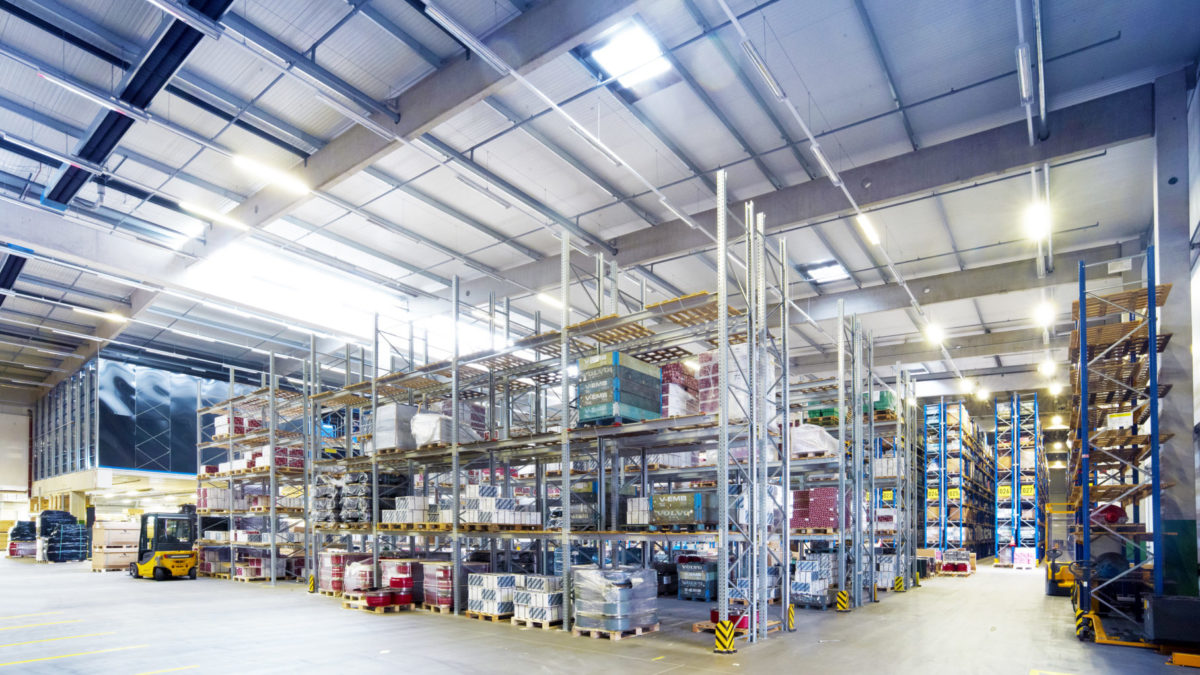 Ersatzteillager Ersatzteillogistik Ersatzteilmanagement Versand Lager Logistik Fulfillment Storage Logistic Shipping Packaging Binning