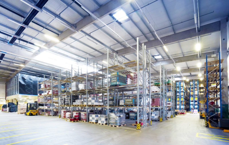 Ersatzteillager Ersatzteillogistik Ersatzteilmanagement Versand Lager Logistik Fulfillment Storage Logistic Shipping Packaging Binning