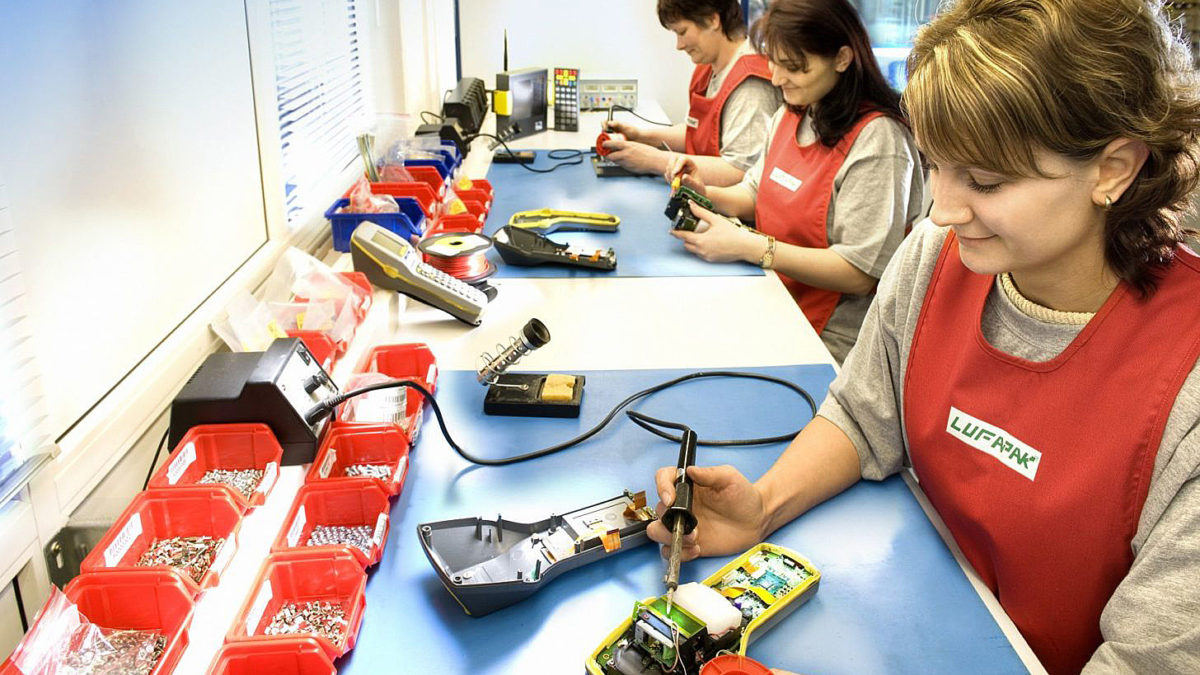 Lohnfertigung Lohnarbeit Lohnhersteller Lohnverpackung Elektromontage